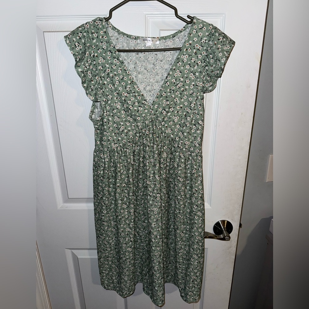 Emerald Green Floral Midi Dress